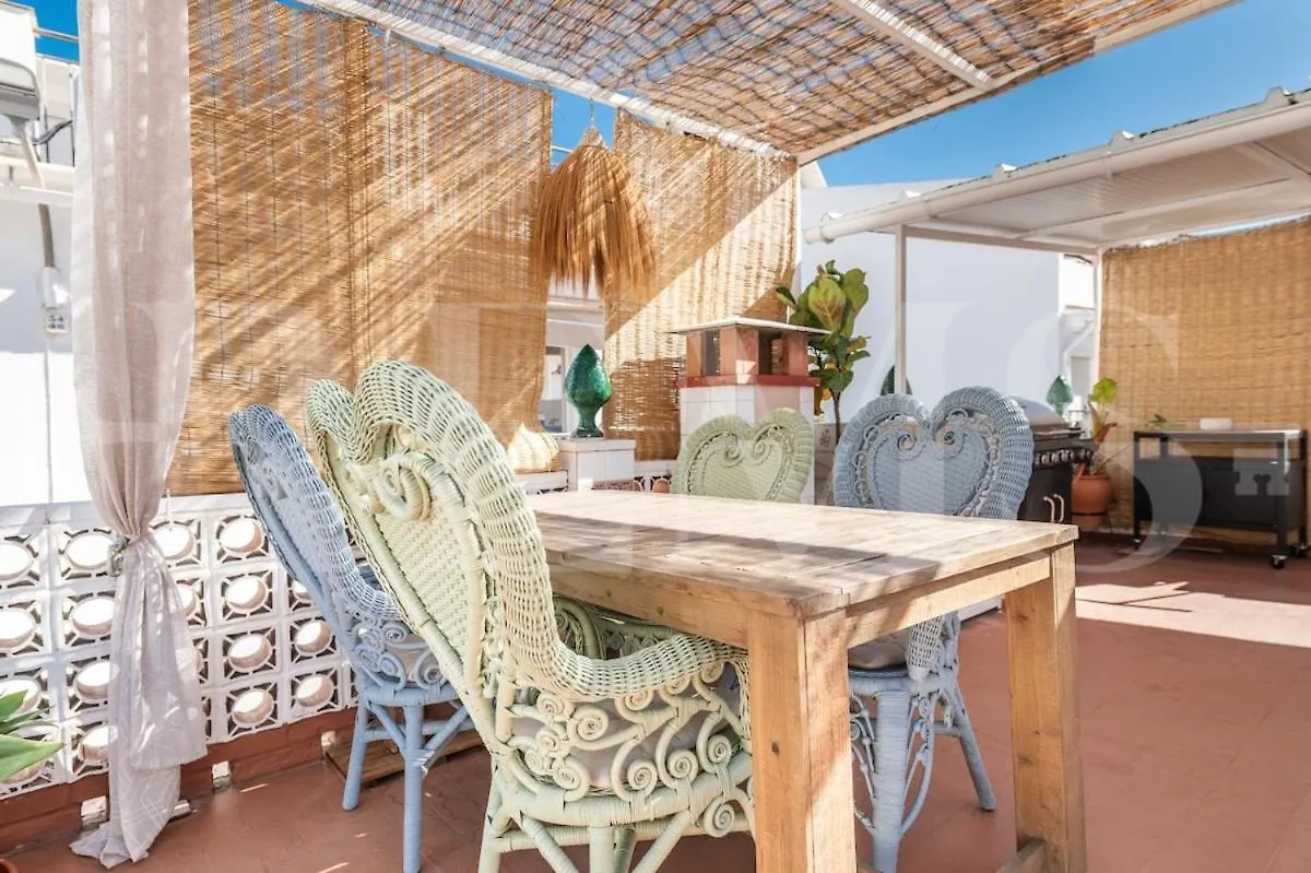 Charming House With Rooftop Terrace By Rems Torremolinos Holiday home